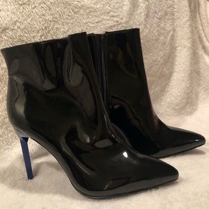 **BRAND NEW ** BCBG BLACK LEATHER SHOES